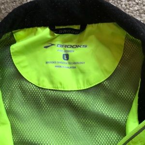 Brooks Other - Brooks running vest Brooks Other - Brooks running vest